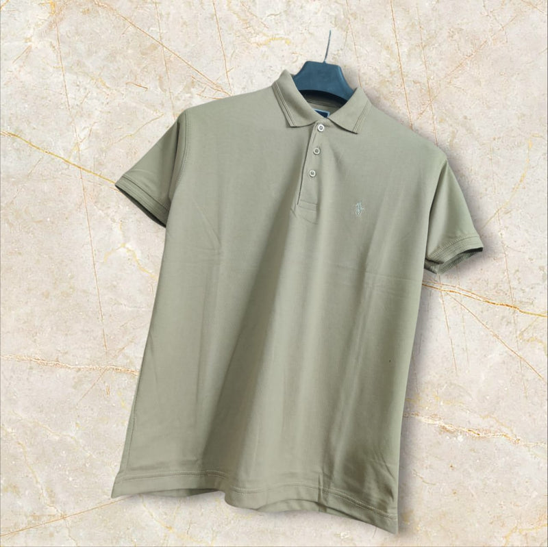 Men Classic Premium T-Shirt – Light Beige